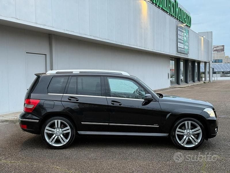 Usata Mercedes GLK320 224 CV (164 kW) 2009 Nero SUV