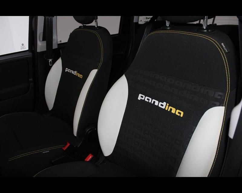 Usata Fiat Panda Cross Cross 69 CV (50 kW) 2025 Nero Utilitaria