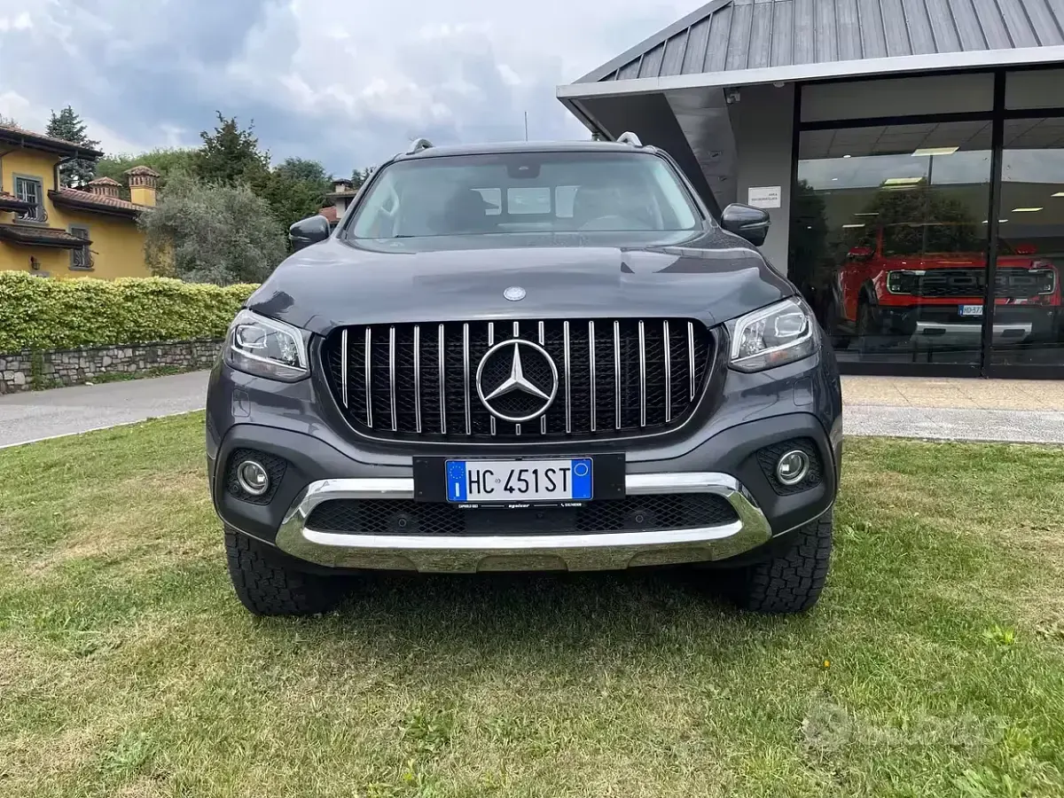 Usata Mercedes X350 258 CV (189 kW) 2019 Grigio Pick-up
