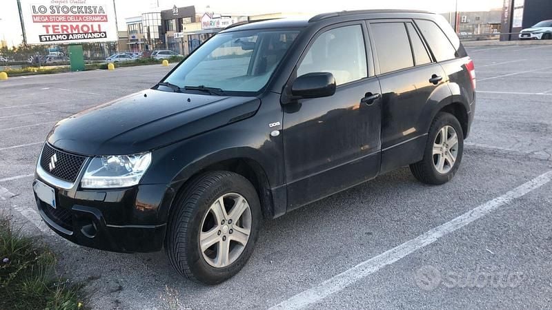 Usata Suzuki Grand Vitara 129 CV (94 kW) 2006 Nero SUV