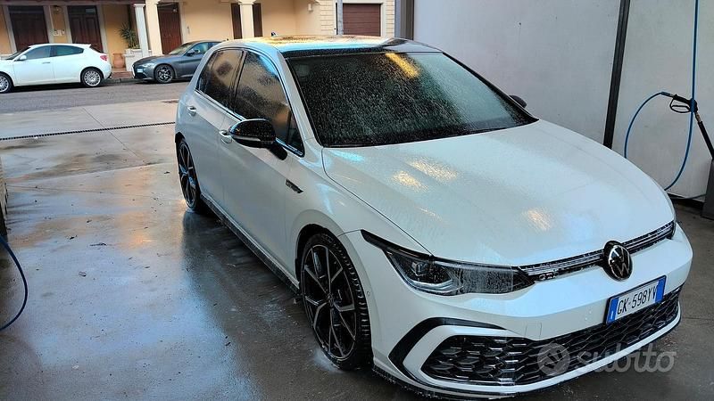 Usata VW Golf VIII GTD 200 CV (147 kW) 2022 Bianco Utilitaria