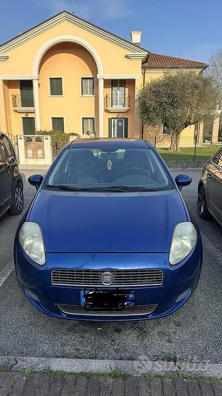 Usata Fiat Grande Punto Dynamic 2009 Blu Utilitaria