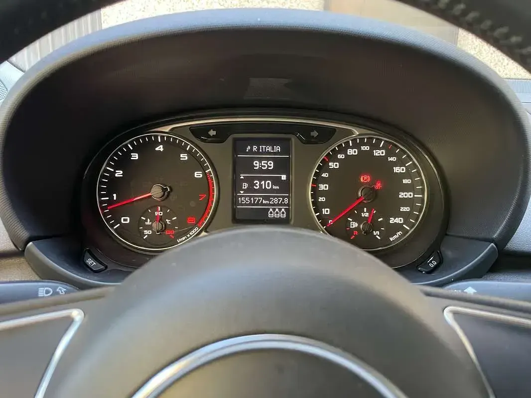 Usata Audi A1 Sportback Attraction 86 CV (63 kW) 2014 Bianco Utilitaria