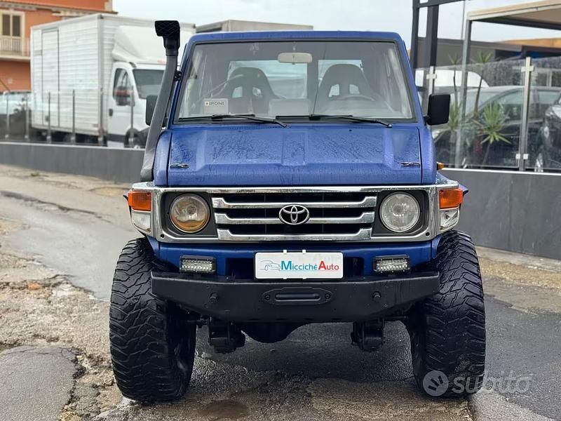 Usata Toyota Land Cruiser 1985 Blu SUV