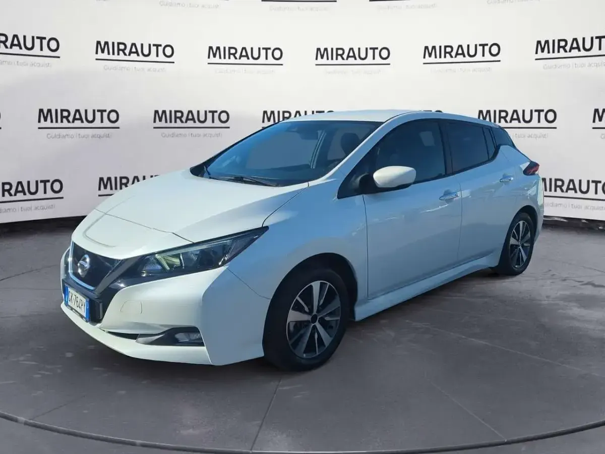 Usata Nissan Leaf Acenta 110 kW (150 CV) 2022 Bianco Utilitaria