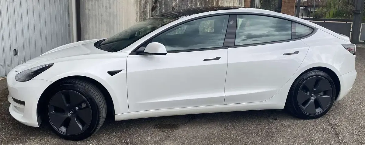 Usata Tesla Model 3 152 kW (208 CV) 2021 Bianco Berlina