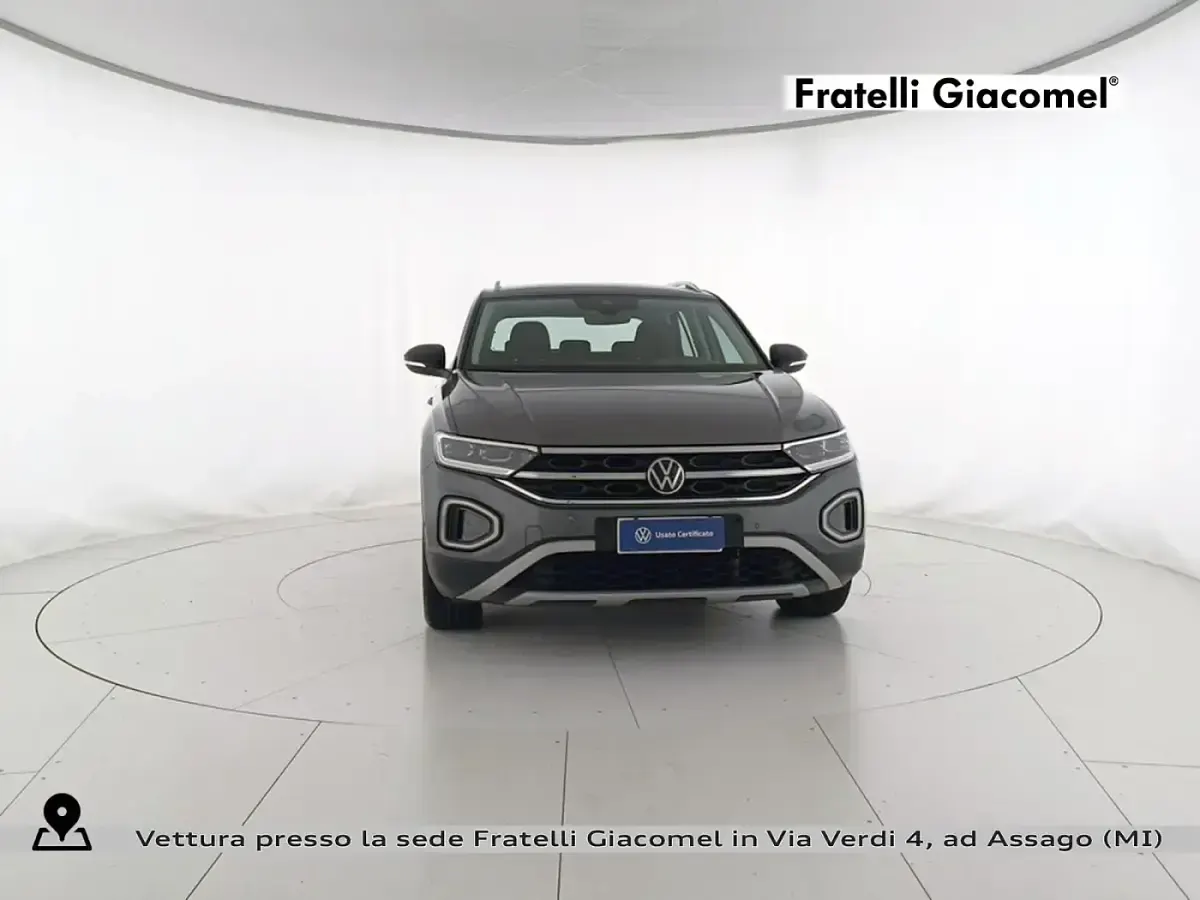 Usata VW T-Roc Style 116 CV (85 kW) 2025 Gray SUV