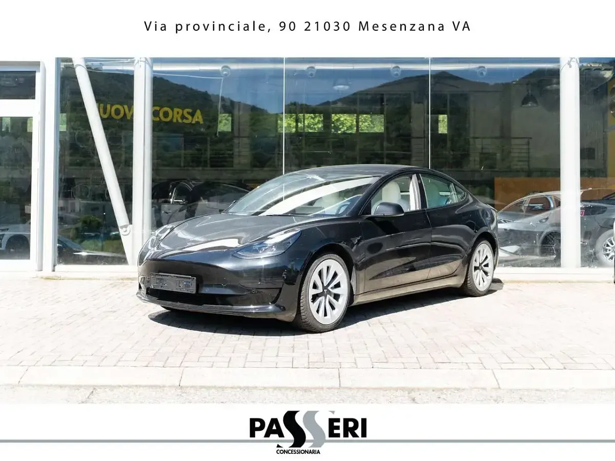 Usata Tesla Model 3 Standard Range 88 kW (120 CV) 2022 Nero Berlina