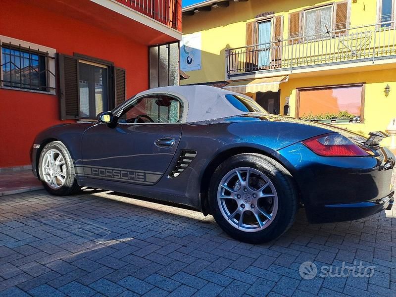 Usata Porsche Boxster 240 CV (176 kW) 2005 Blu Cabrio