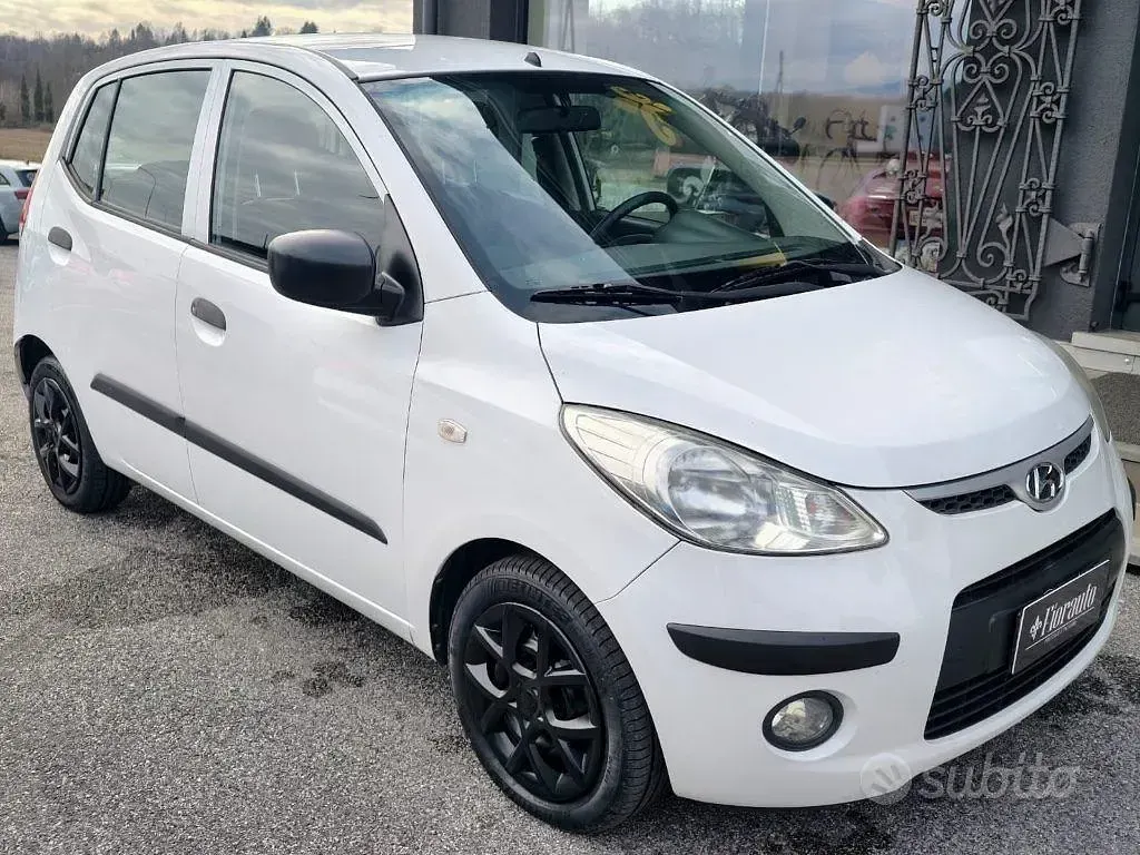 Usata Hyundai i10 Active 67 CV (49 kW) 2009 Bianco Utilitaria
