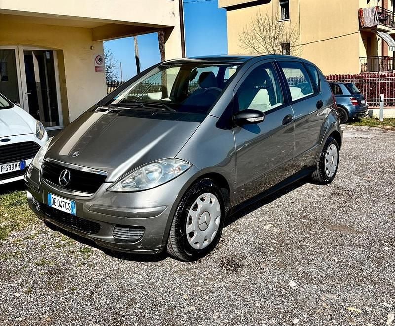 Usata Mercedes A150 95 CV (69 kW) 2007 Grigio Berlina