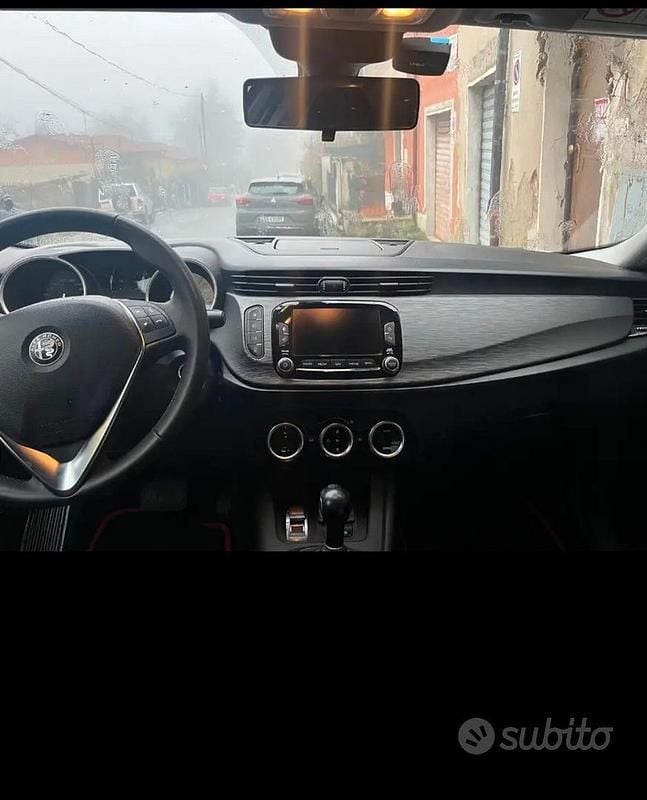 Usata Alfa Romeo Giulietta 120 CV (88 kW) 2020 Bianco Berlina