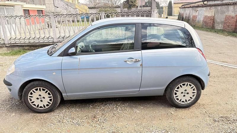 Usata Lancia Ypsilon 75 CV (55 kW) 2007 Utilitaria