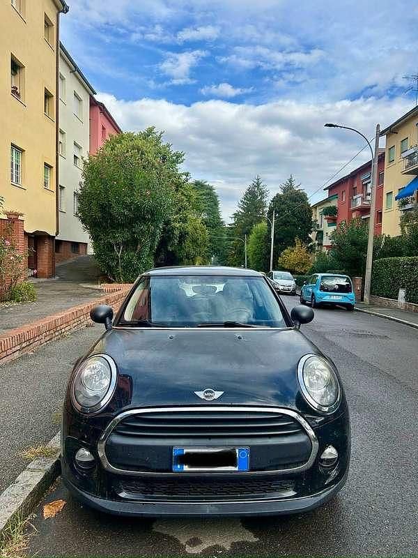 Usata Mini ONE 102 CV (75 kW) 2016 Utilitaria