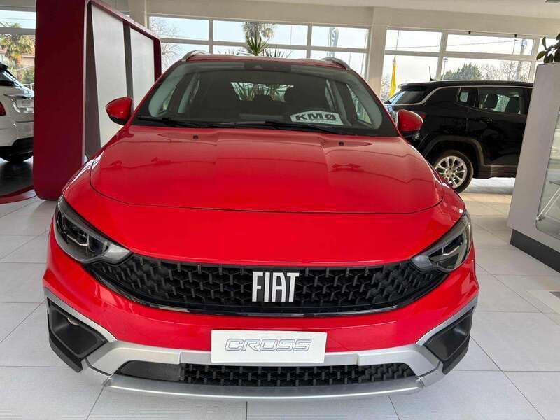 Usata Fiat Tipo Red 131 CV (96 kW) 2022 Rosso Berlina