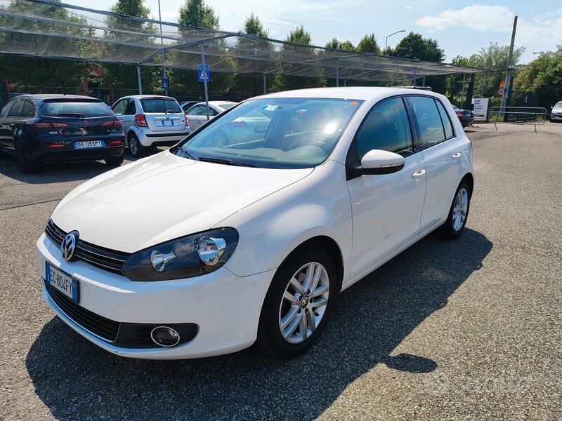 Usata VW Golf VI Highline 122 CV (89 kW) 2010 Bianco Utilitaria