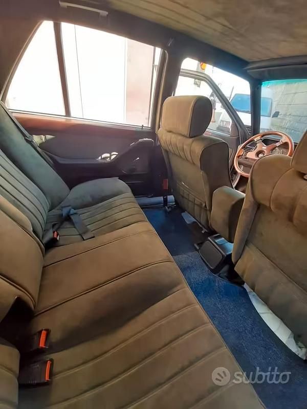 Usata Lancia Thema 147 CV (108 kW) 1988 Grigio Berlina