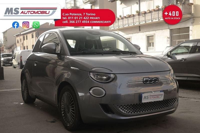 Usata Fiat 500e Icon 86 kW (118 CV) 2021 Grigio scuro Utilitaria