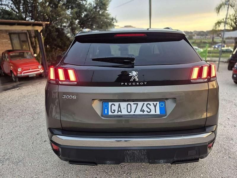 Usata Peugeot 3008 Allure 131 CV (96 kW) 2020 Grigio SUV