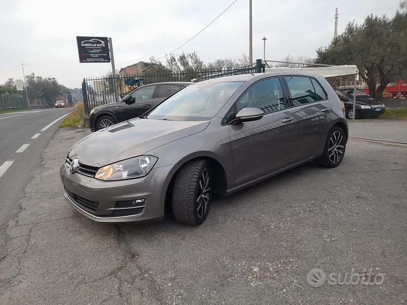 Usata VW Golf VII Comfortline 110 CV (80 kW) 2014 Grigio Berlina