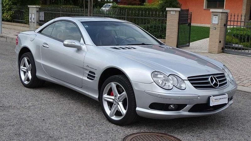 Usata Mercedes SL500 Elegance 306 CV (225 kW) 2004 Grigio metallizzato Cabrio