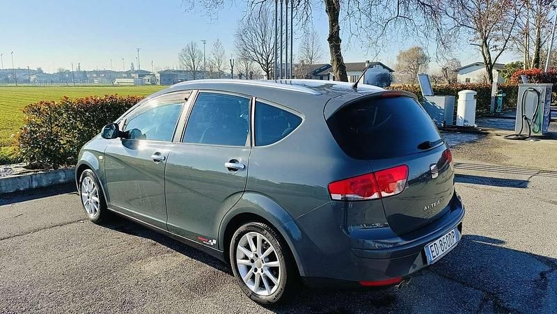 Usata Seat Altea XL FR 170 CV (125 kW) 2010 Grigio Monovolume