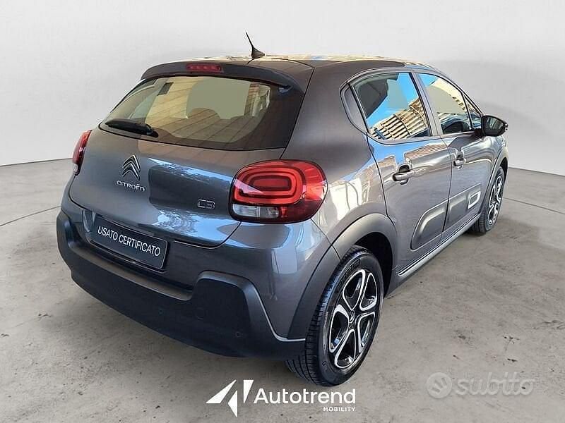 Usata Citroën C3 PureTech 110 CV (80 kW) 2024 Grigio scuro Berlina