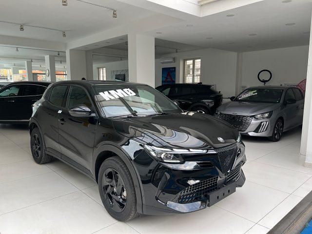 Nuova Alfa Romeo GT Junior Edizione Speciale 145 CV (106 kW) 2025 Nero metallizzato SUV