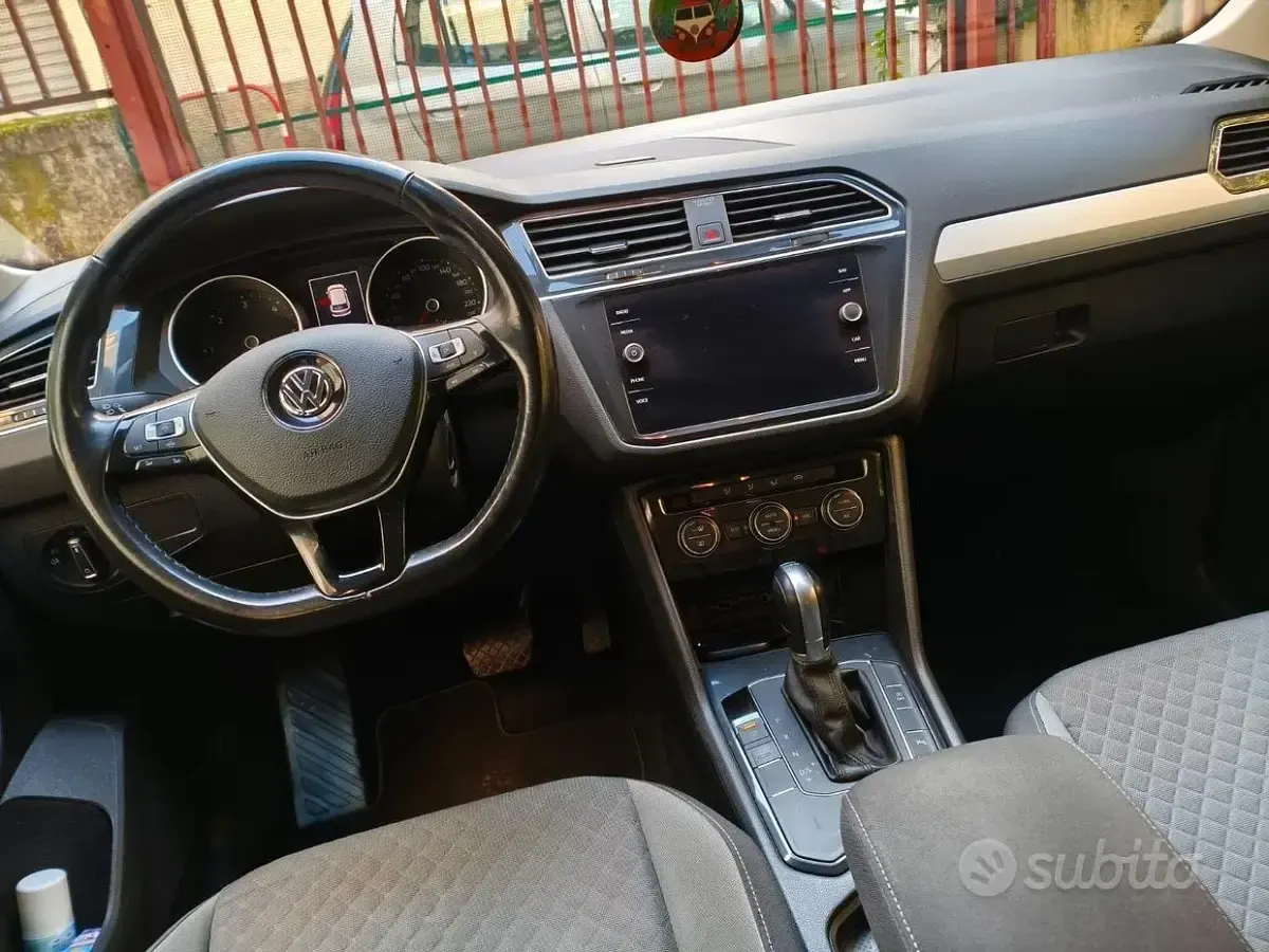 Usata VW Tiguan 150 CV (110 kW) 2019 Grigio SUV