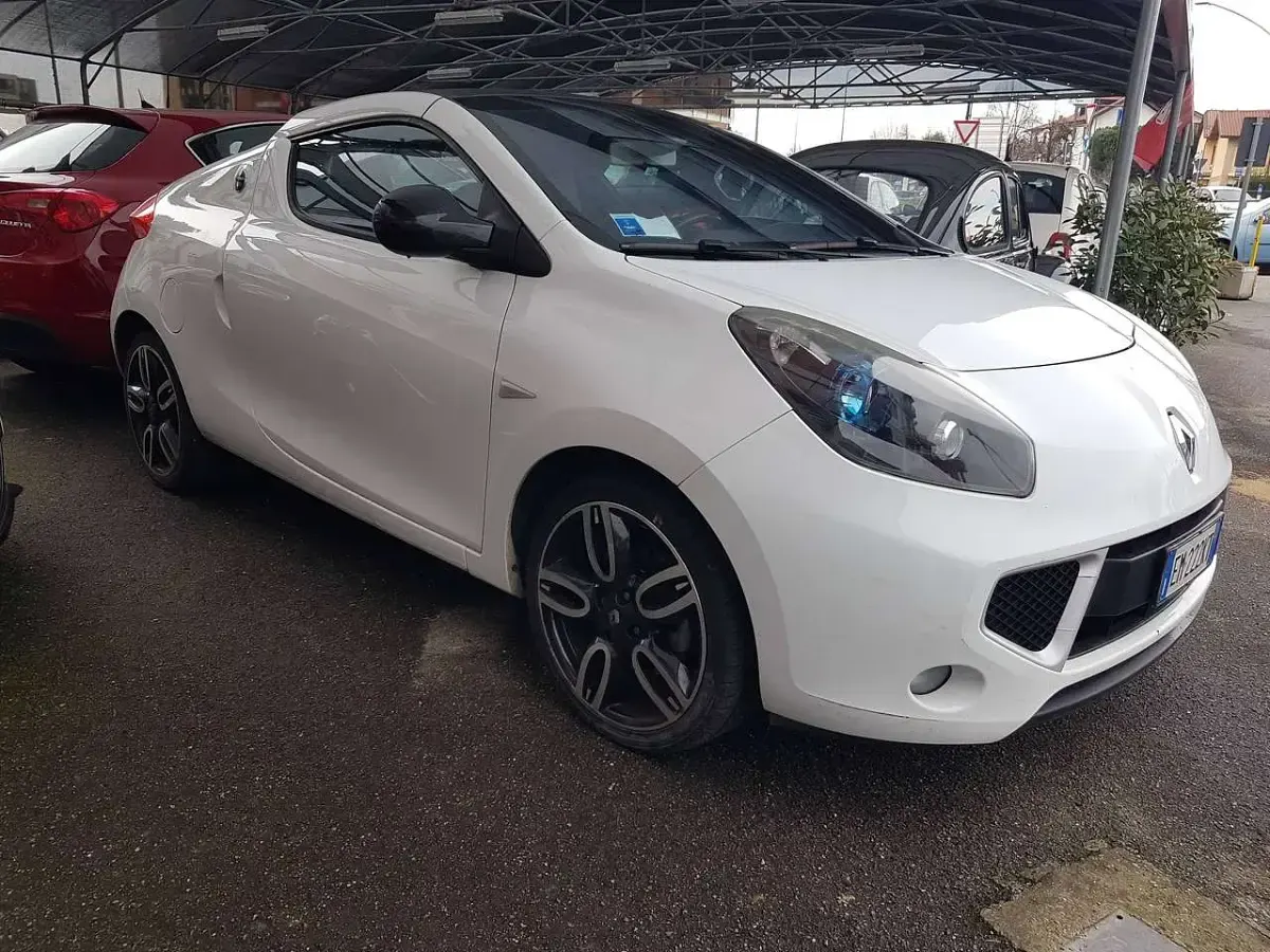 Usata Renault Wind 101 CV (74 kW) 2012 Bianco Cabrio