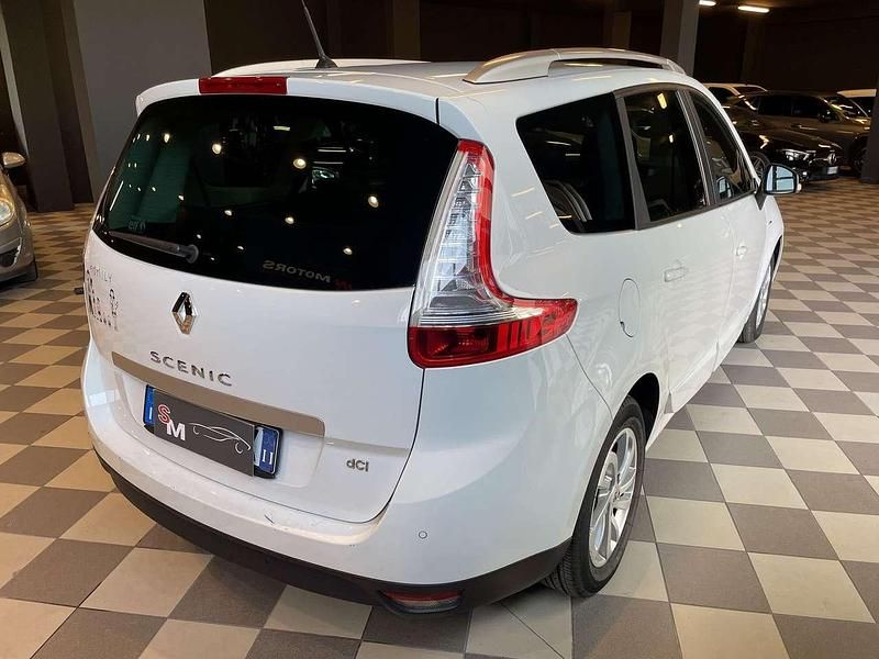 Usata Renault Scénic III LIMITED 110 CV (80 kW) 2015 Bianco Monovolume