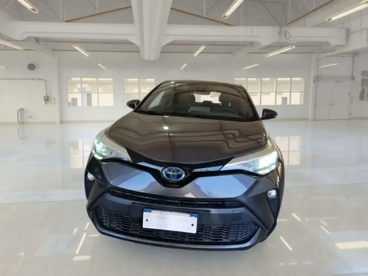 Usata Toyota C-HR Business Edition 98 CV (72 kW) 2021 Grigio SUV