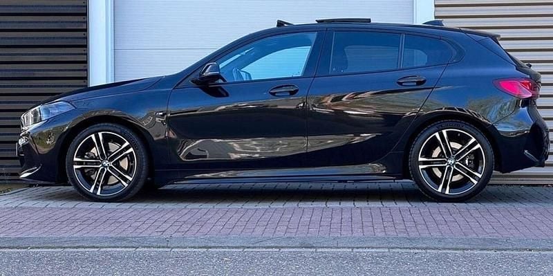 Occasion BMW 120 Sport Line 178 ch (130 kW) 2022 Noir Citadine
