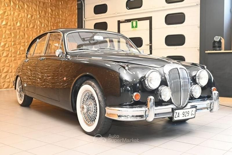 Usata Daimler Sovereign 135 CV (99 kW) 1965 Nero Berlina