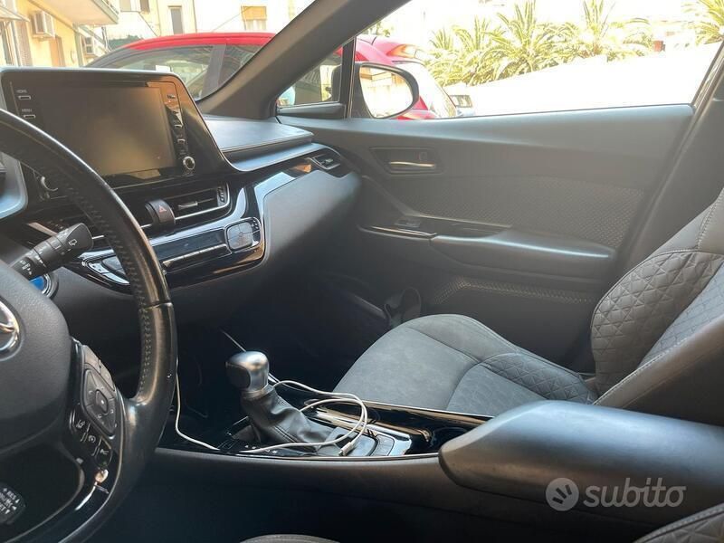 Usata Toyota C-HR Trend 98 CV (72 kW) 2020 SUV