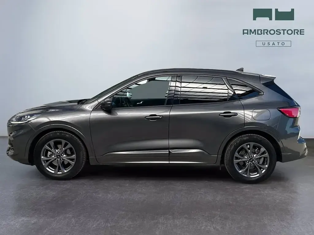 Usata Ford Kuga ST-Line 120 CV (88 kW) 2022 Magnetic grey SUV