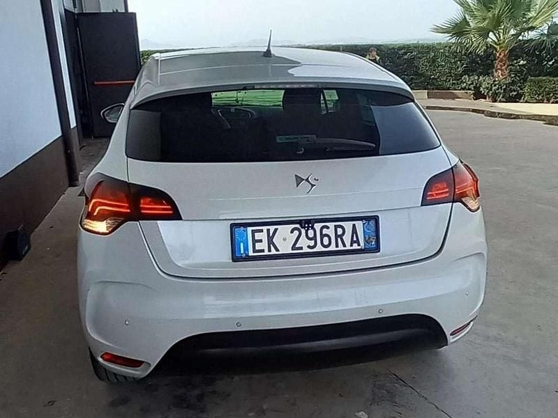 Usata Citroën DS4 Business Class 111 CV (81 kW) 2012 Bianco Utilitaria
