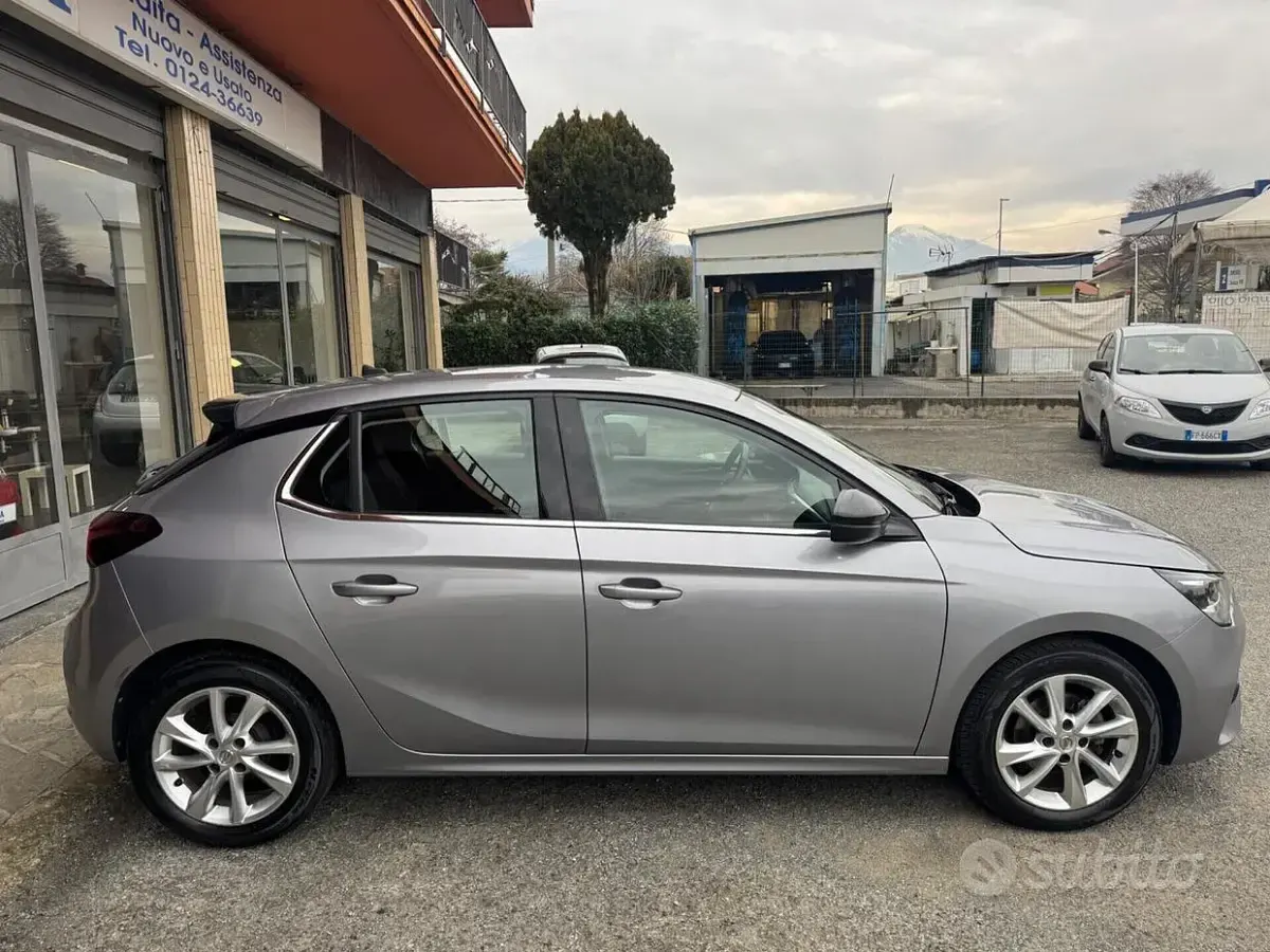 Usata Opel Corsa Elegance 75 CV (55 kW) 2021 Grigio Utilitaria