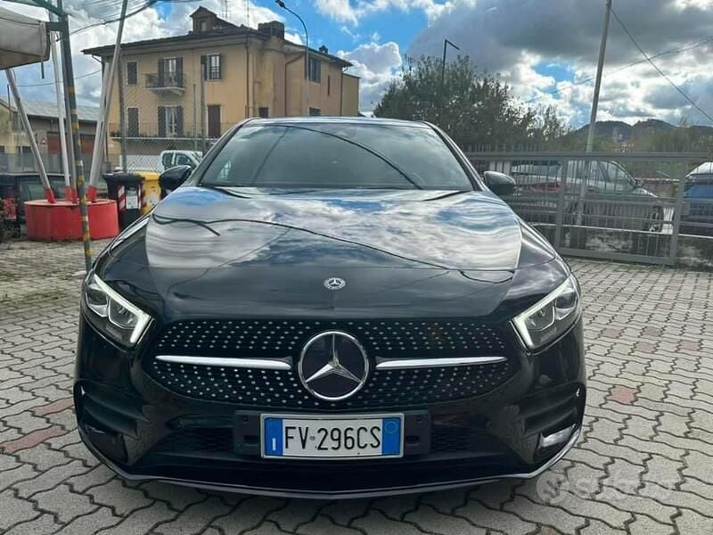 Usata 2019 Mercedes A200 Premium Tre volumi | 25.500 € (Buon prezzo) - Immagine 1/4