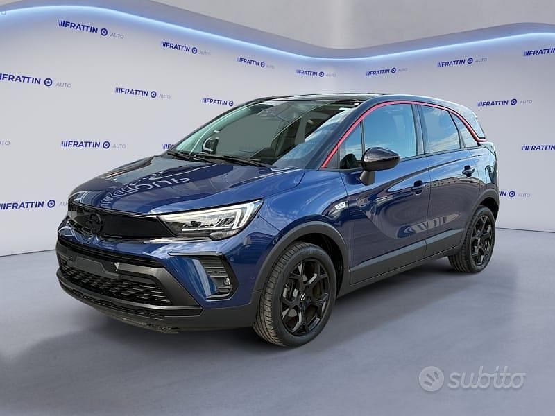 Navy blue [m0qx] Usata 2023 Opel Crossland GS Line SUV | 14.790 € (Buon prezzo) - Immagine 1/4