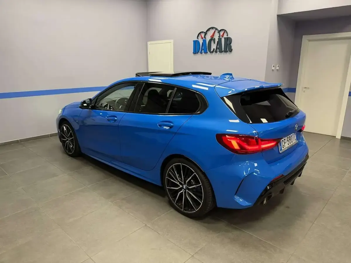 Usata BMW 118 M Sport 150 CV (110 kW) 2021 Blu misano Berlina