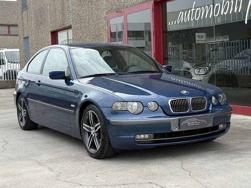 Usata BMW 325 192 CV (141 kW) 2002 Blu topaz met. Berlina