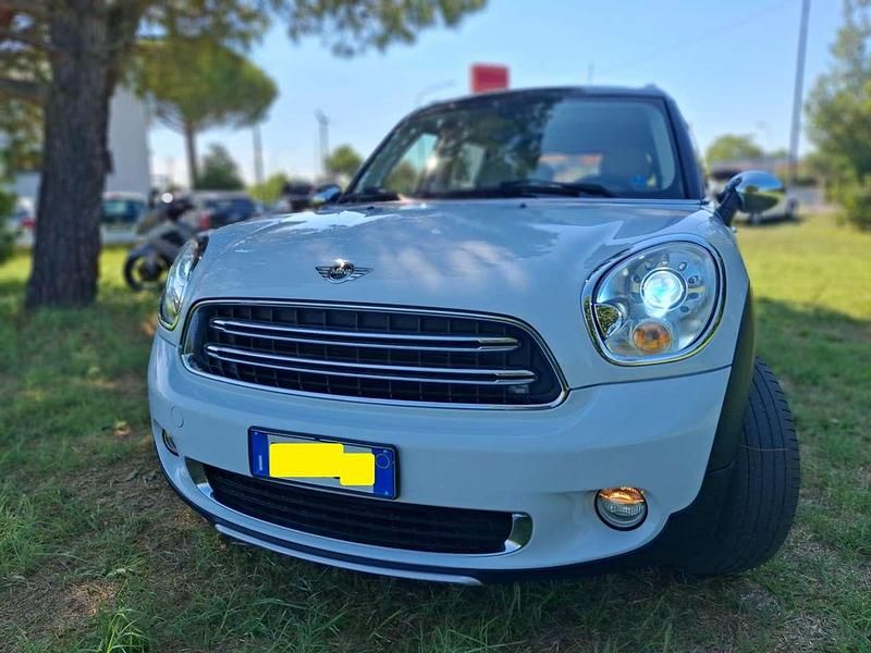 Bianco Usata 2015 Mini Cooper D Countryman Business SUV | 10.900 € (Cara) - Immagine 1/4