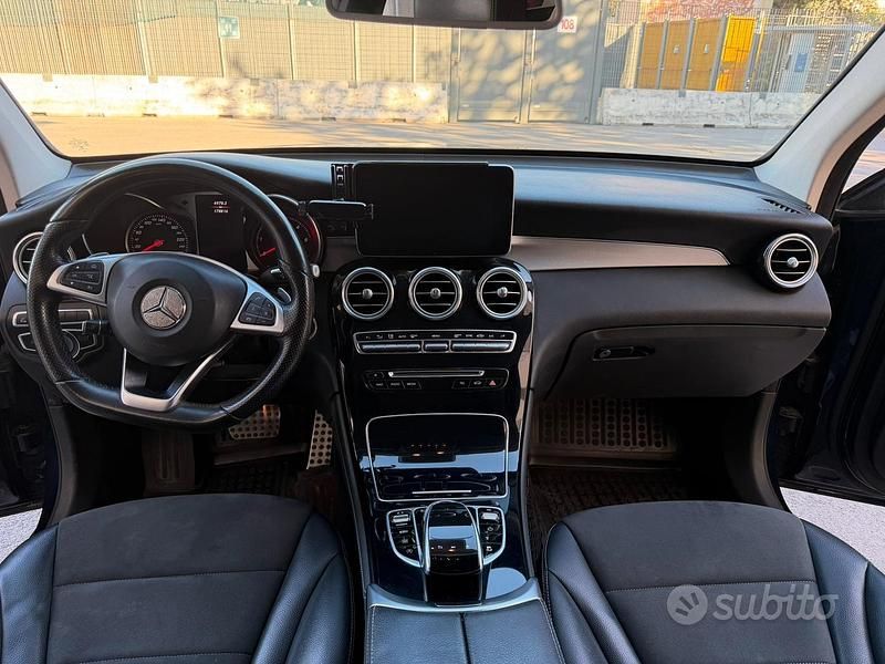 Blu Usata 2018 Mercedes GLC250 Premium SUV | 27.000 € - Immagine 1/4