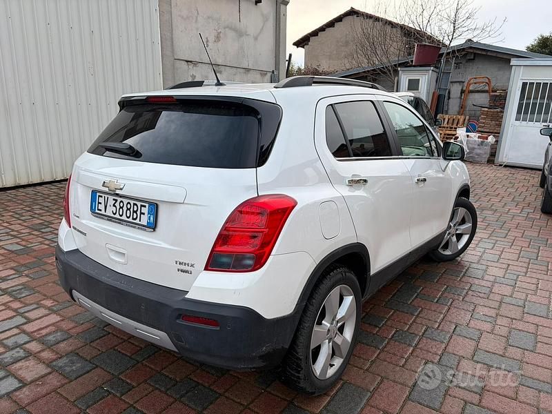 Usata Chevrolet Trax 131 CV (96 kW) 2014 Bianco SUV