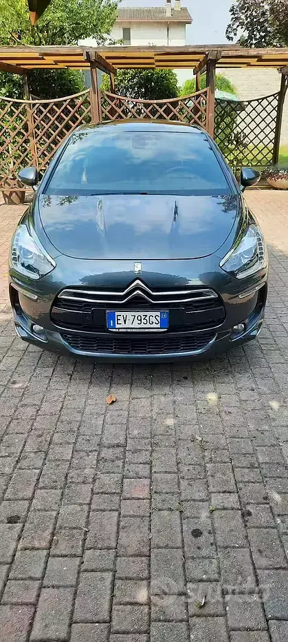 Usata Citroën DS5 181 CV (133 kW) 2014 Grigio Utilitaria