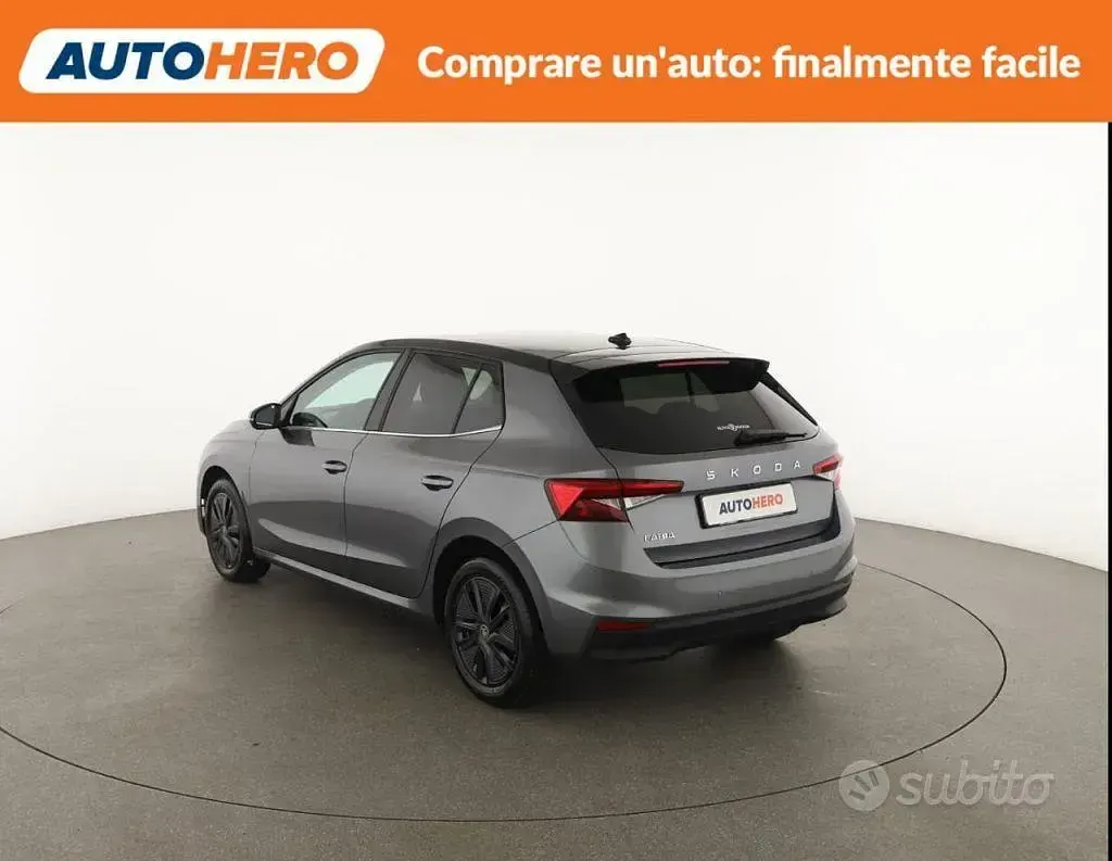 Käytetty Skoda Fabia Style 95 HP (69 kW) 2024 Harmaa Viistoperä