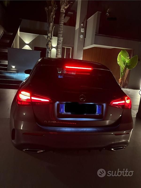 Usata Mercedes A180 AMG 136 CV (100 kW) 2024 Grigio Berlina