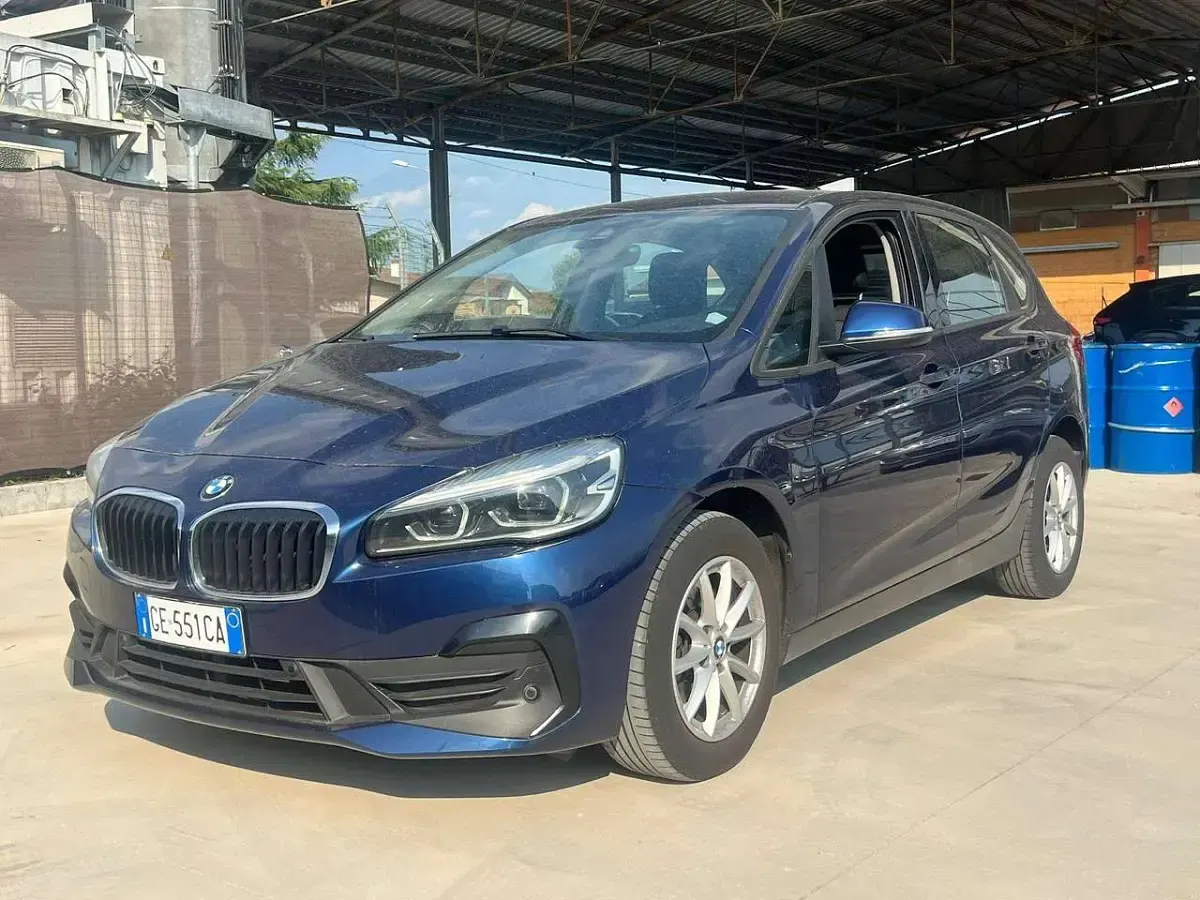 Usata BMW 216 Active Tourer Advantage 116 CV (85 kW) 2021 Blu/azzurro Monovolume