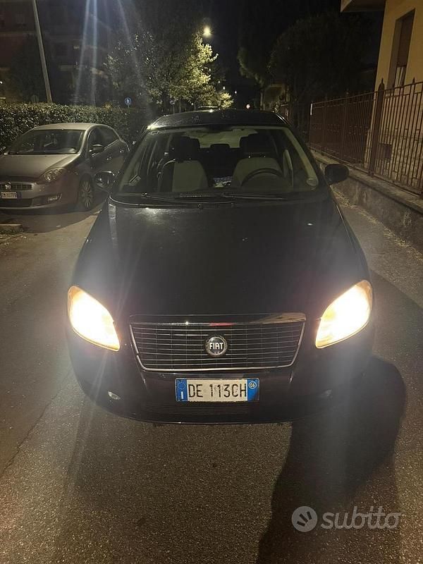 Usata Fiat Croma 150 CV (110 kW) 2006 Blu Station wagon